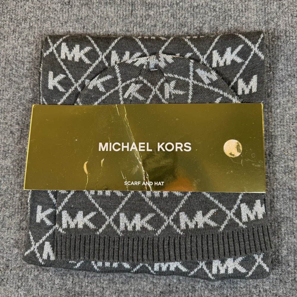 Michael Kors Diamond Metallic Logo Scarf Hat Set Grey Silver 539230C NEW #3144